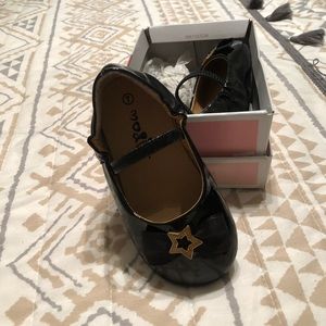 Cute little girl shoes black